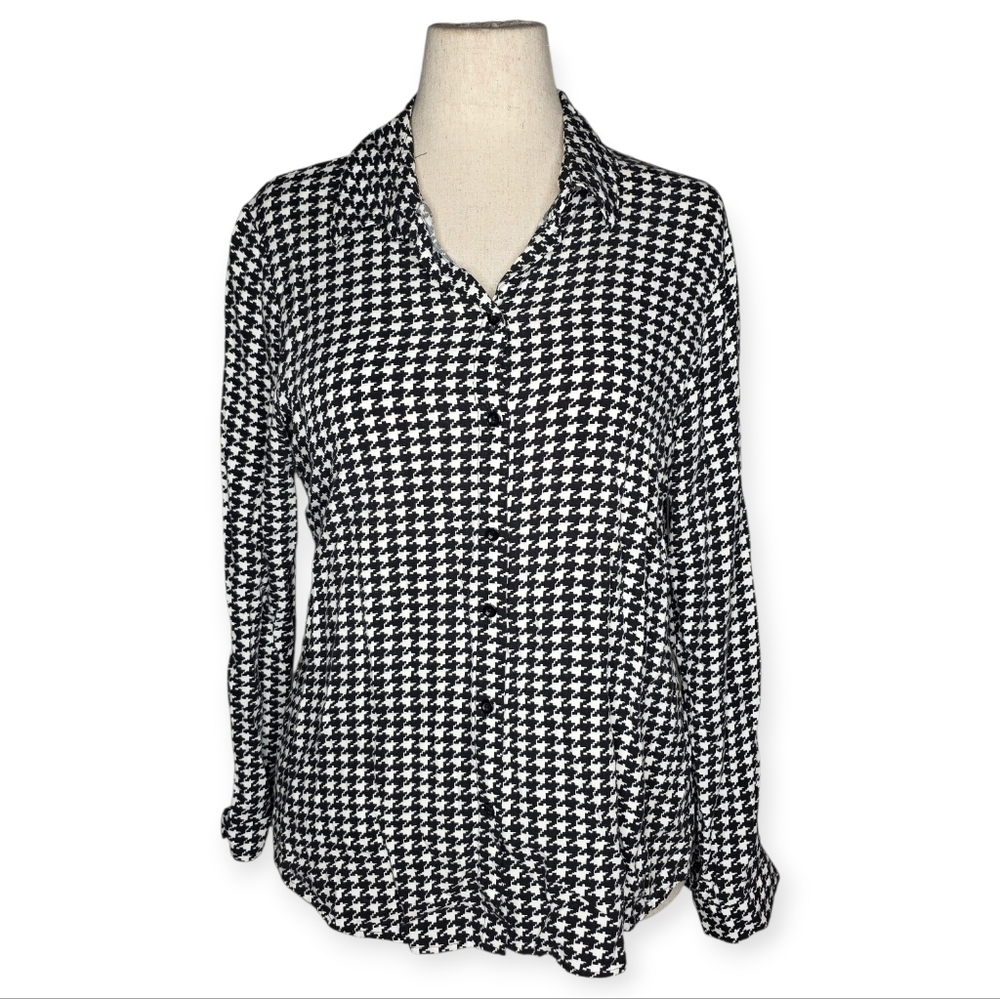 Big Dart Black White Houndstooth Button Front Blouse Long Sleeve